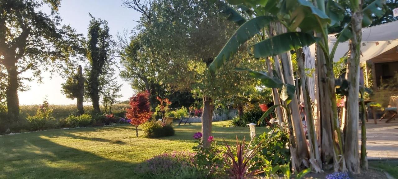 L'Oustaou Du Bodo Panzió Ambon Kültér fotó